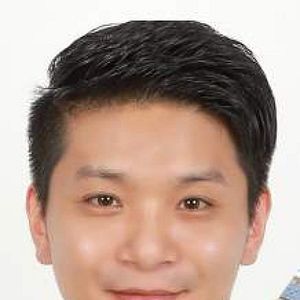 Fotoğraf Young Sik Uhm