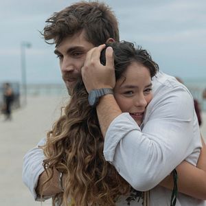 Fotoğraf Vermem Seni Ellere