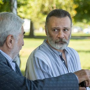 Fotoğraf Vermem Seni Ellere