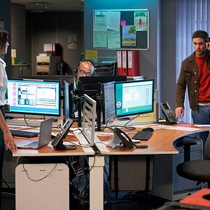 Fotoğraf Iain De Caestecker