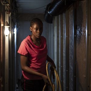 Fotoğraf Tori ve Lokita