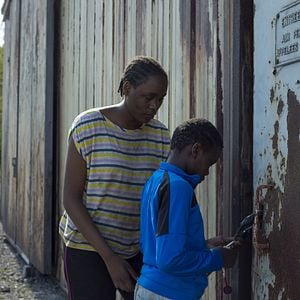 Fotoğraf Tori ve Lokita