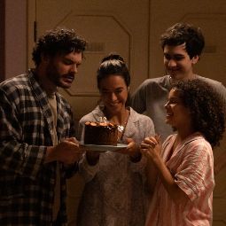 Fotoğraf Tudo Igual...SQN