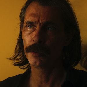 Fotoğraf Çekiç ve Gül: Bir Behzat Ç. Hikayesi