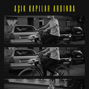 Fotoğraf Açık Kapılar Ardında