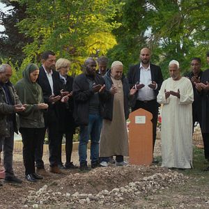 Fotoğraf Six pieds sur Terre