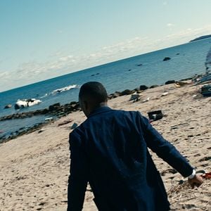 Fotoğraf Dünyayı Ardında Bırak