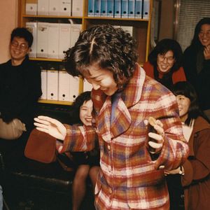 Fotoğraf Yellow Door: '90s Lo-fi Film Club