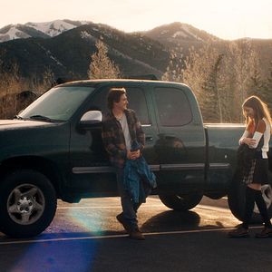 Fotoğraf What Comes Around