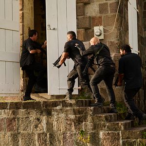 Fotoğraf The Island