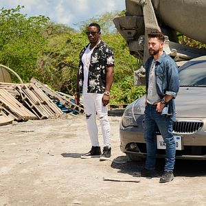 Fotoğraf The Island