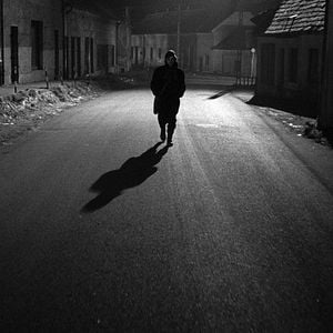 Fotoğraf Karanlık Armoniler