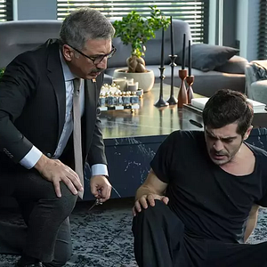 Fotoğraf Bambaşka Biri