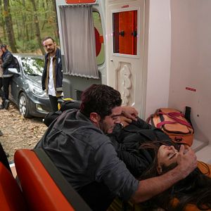 Fotoğraf Bambaşka Biri