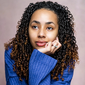 Fotoğraf Enva Lewis