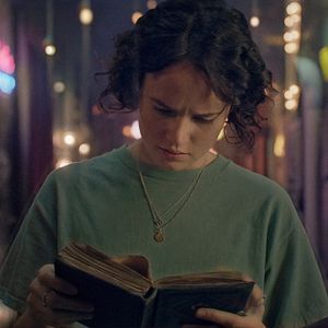 Fotoğraf Silber und das Buch der Träume