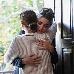 Fotoğraf Bambaşka Biri