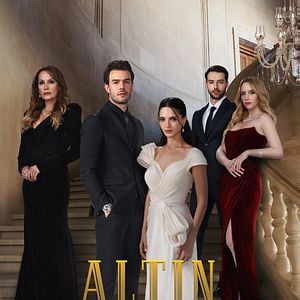 Fotoğraf Altın Kafes