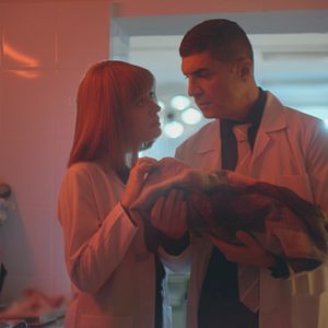 Fotoğraf Kızıl Goncalar