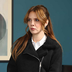 Fotoğraf Kendi Düşen Ağlamaz