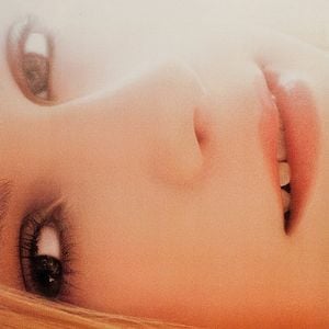 Fotoğraf Masumiyetin İntiharı