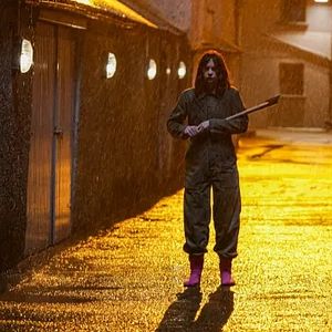 Fotoğraf The Woman In The Wall