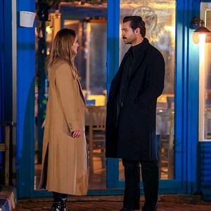 Fotoğraf Yıldızlar Bana Uzak