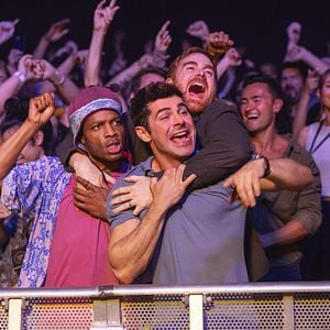 Fotoğraf Andrew Santino