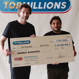 Fotoğraf Heureux gagnants