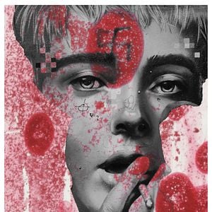 Fotoğraf Through the Graves the Wind Is Blowing