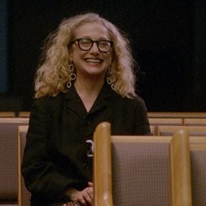 Fotoğraf Between the Temples