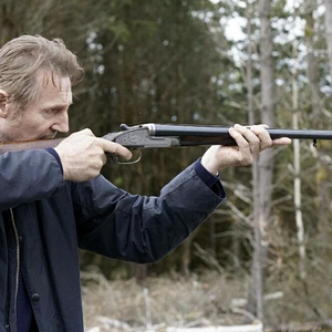 Fotoğraf In The Land Of Saints And Sinners