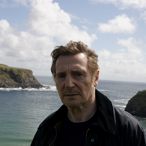 Fotoğraf In The Land Of Saints And Sinners