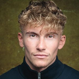 Fotoğraf Lewis Santer