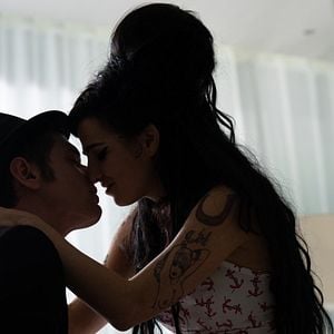 Fotoğraf Back To Black