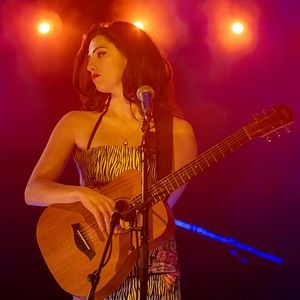 Fotoğraf Back To Black