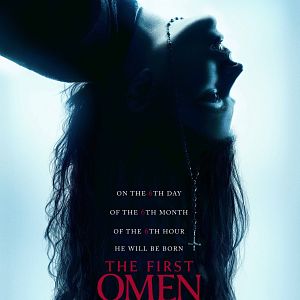 Fotoğraf Omen: İlk Kehanet