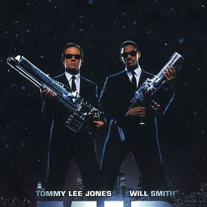 Fotoğraf Men in Black Alien Attack