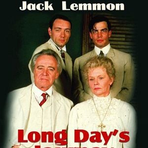 Fotoğraf Long Day's Journey Into Night