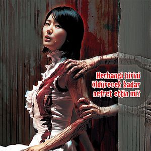 Fotoğraf Peşinde Ölüm Var