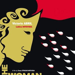 Fotoğraf The Woman Who Brushed Off Her Tears