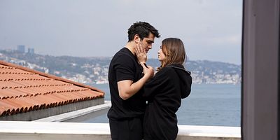 Yalı Çapkını 63.Bölüm posteri