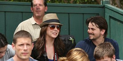 There's Something I Need To Tell You... posteri