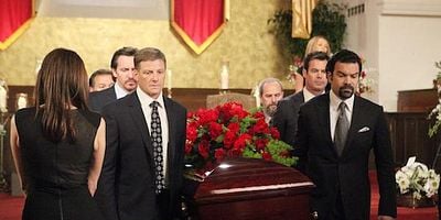 Woman and Death posteri