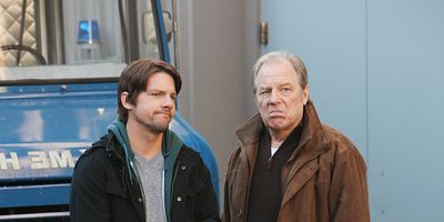 Meet The Parrots posteri