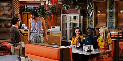 And the Pop-Up Sale posteri