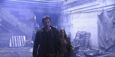 Ties That Bind posteri