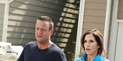 Journey to the center of the mall posteri