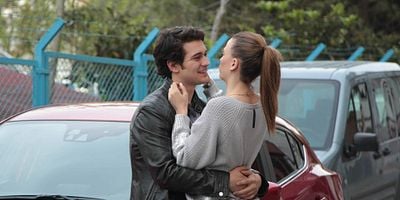 Medcezir 72. Bölüm posteri