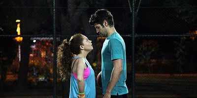 Acil Aşk Aranıyor 14.Bölüm posteri